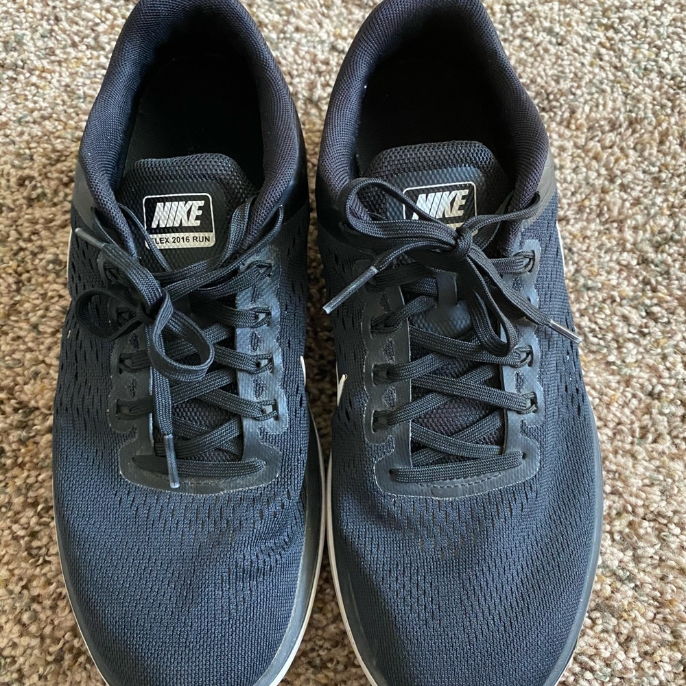 Women’s Nike Running Shoes Size 10 - Black